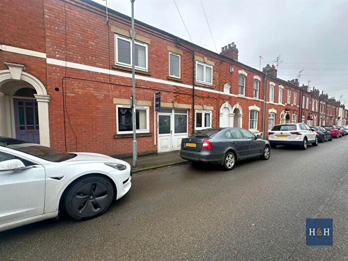 1 Bedroom Apartment To Rent In Oliver Street, Kingsley -, NN2