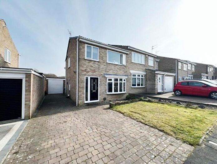 3 Bedroom Semi Detached House For Sale In Glenmere, Spennymoor, DL16