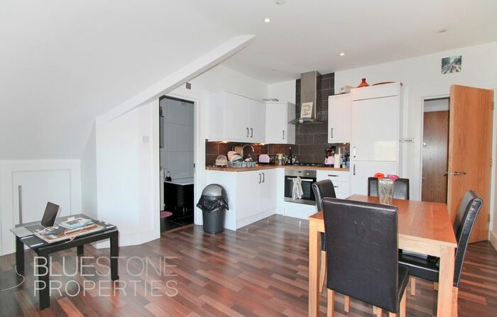 1 Bedroom Flat To Rent In Drewstead Road, London, SW16