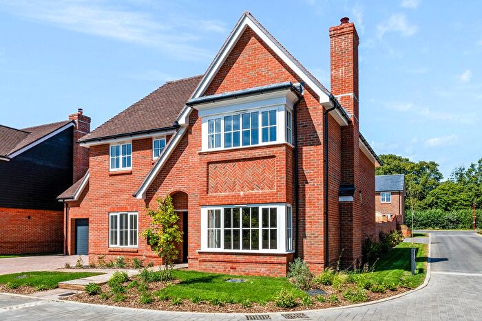 4 Bedroom Detached House To Rent In Carpenters Meadow, Cranbrook, TN17