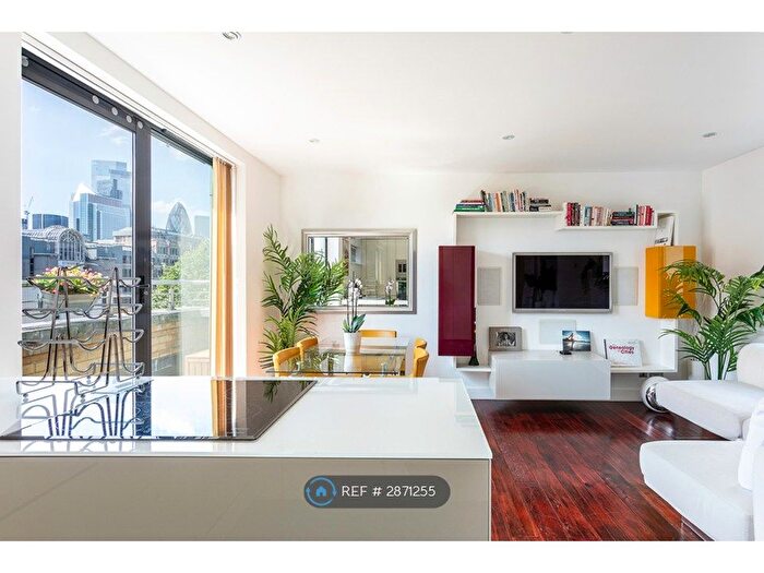 2 Bedroom Flat To Rent In East Smithfield, London, E1W