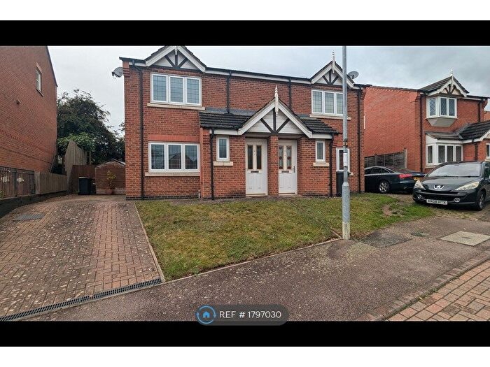3 Bedroom Semi-Detached House To Rent In Southwell Close, Melton Mowbray, LE13