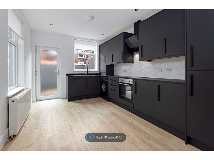 3 Bedroom Terraced House To Rent In Ashbourne Road, Liverpool, L17