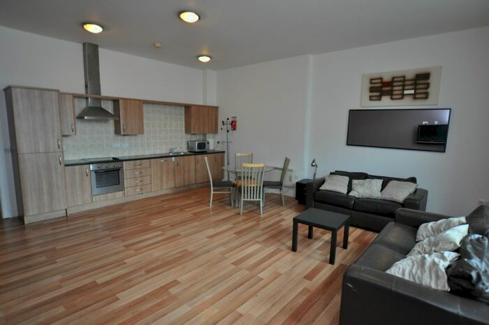 2 Bedroom Flat To Rent In Northumberland Street, Newcastle Upon Tyne, NE1