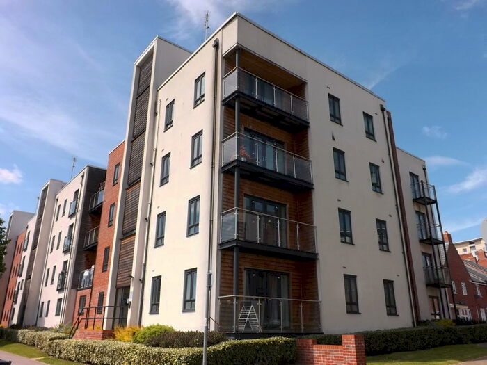 2 Bedroom Apartment To Rent In Sinclair Drive-, RG21