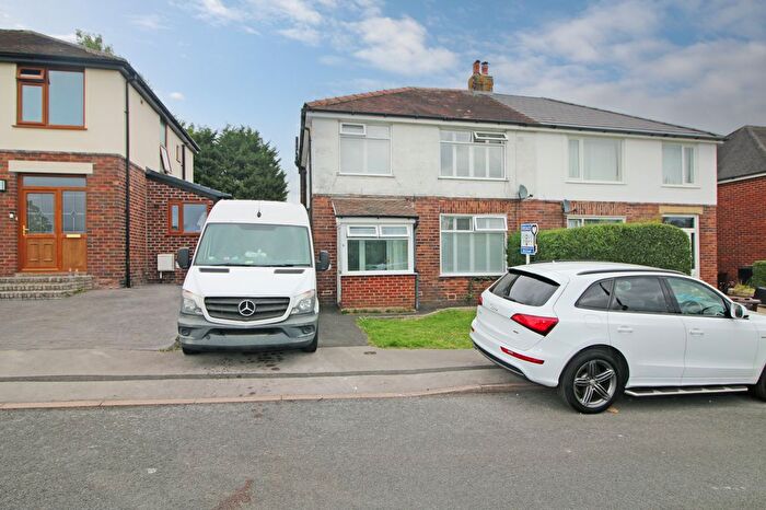 3 Bedroom Semi-Detached House For Sale In Manor Drive, Kirkham, PR4