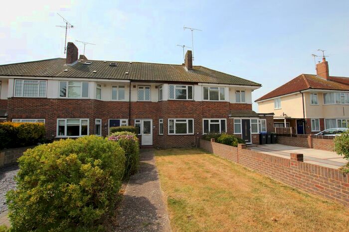 3 Bedroom Property To Rent In Ardingly Drive, Goring-By-Sea BN12