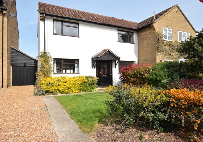 3 Bedroom Semi-Detached House To Rent In Huntingdon Road, Wyton, PE28