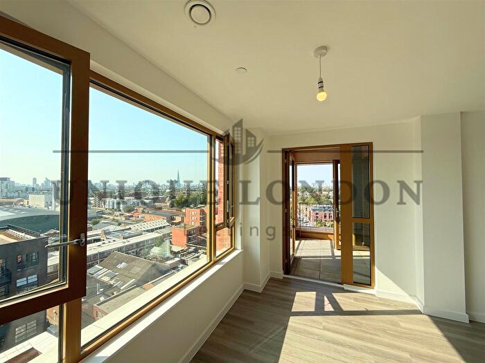 1 Bedroom Flat To Rent In Ilderton Road, Vista Heights, Bermondsey, SE15