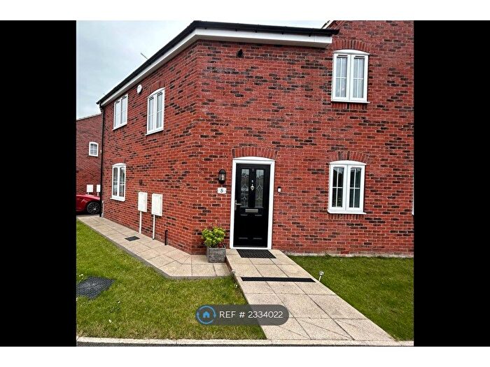 3 Bedroom Semi-Detached House To Rent In Meadows Walk, Clowne, Chesterfield, S43