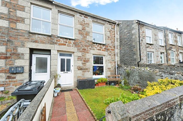 4 Bedroom Semi Detached House For Sale In Raymond Road, Redruth, Cornwall, TR15