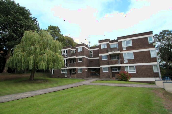 1 Bedroom Flat To Rent In Newton Park Court, Leeds, West Yorkshire, LS7