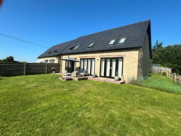 3 Bedroom Detached House To Rent In Mulberry, Longcot, SN7