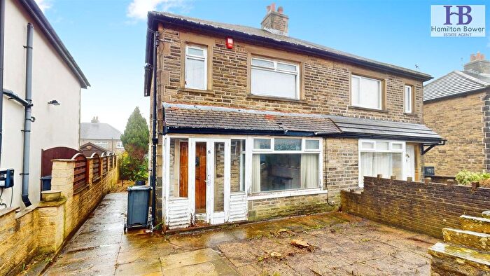 3 Bedroom Semi Detached House For Sale In Newlands Avenue, Northowram, Halifax, HX3
