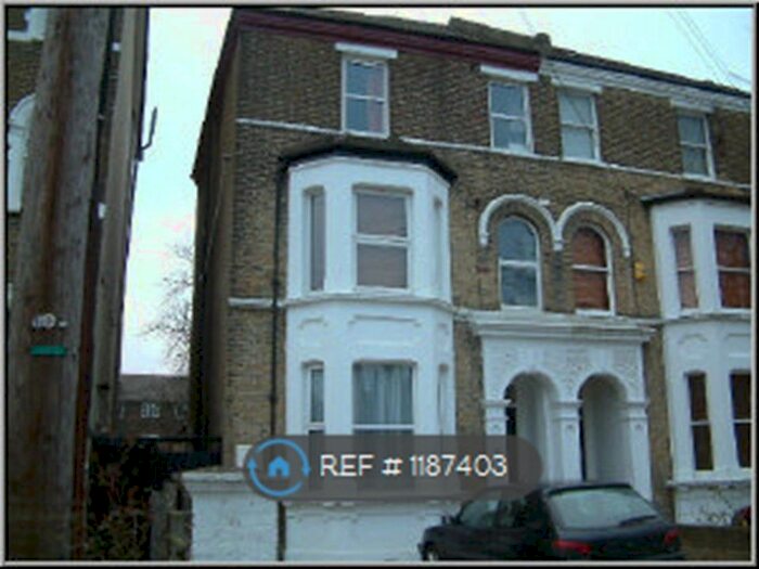 2 Bedroom Flat To Rent In Elgin Road, Croydon CR0