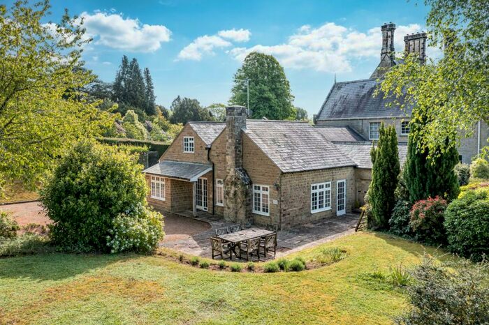 3 Bedroom Link Detached House For Sale In Lodsworth House, Lodsworth, Petworth, West Sussex, GU28