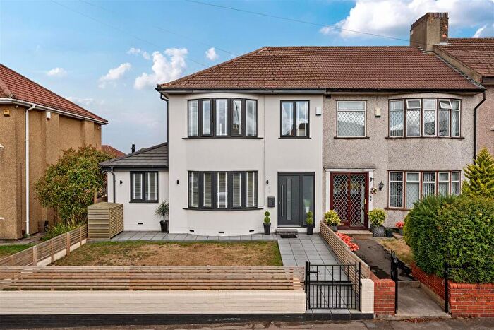 3 Bedroom End Of Terrace House For Sale In Nags Head Hill, St George, Bristol, BS5