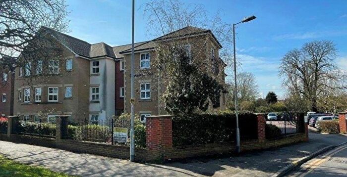 1 Bedroom Flat For Sale In Flat, Coachman Court, Ashingdon Road, Rochford, Essex, SS4