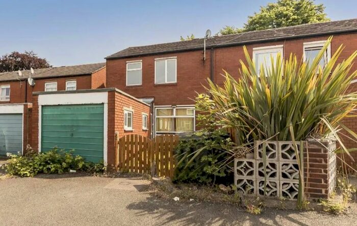 4 Bedroom Terraced House To Rent In Lucorn Close, London, SE12