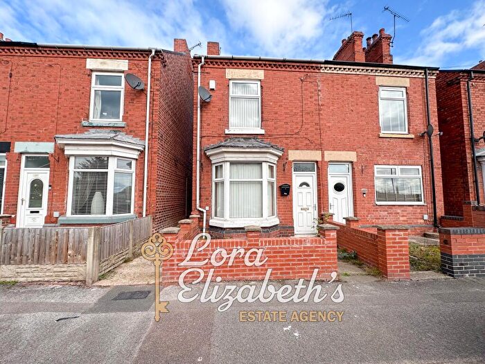 3 Bedroom Semi-Detached House For Sale In Kilton Road, Worksop, Nottinghamshire, S80