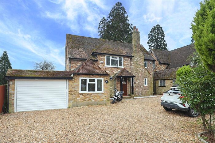 6 Bedroom Detached House To Rent In Warren Road, Ickenham, UB10