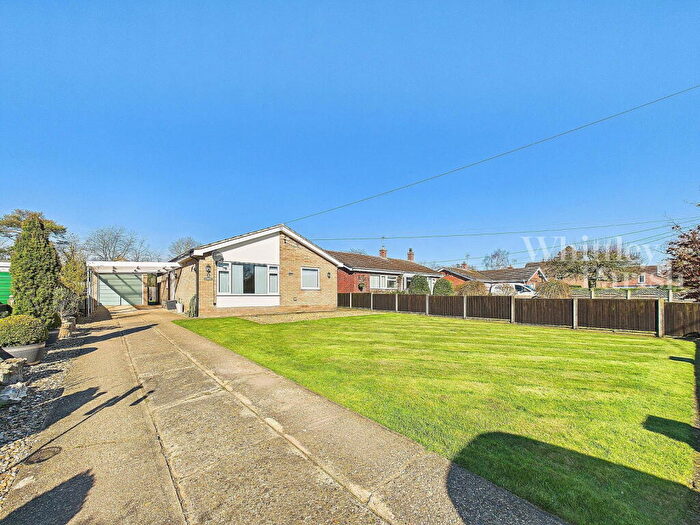 3 Bedroom Detached Bungalow For Sale In Vicarage Road, Great Hockham, Thetford, IP24