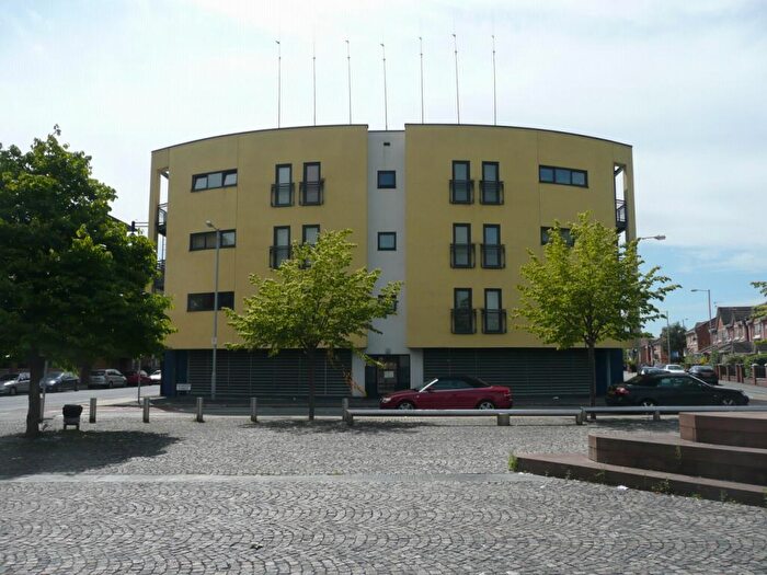 3 Bedroom Apartment To Rent In Dearden Street, Hulme, Manchester. ., M15