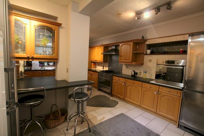 5 Bedroom Semi-Detached House To Rent In Clayhall Avenue, Clayhall, Barkingside IG5, Ig6,