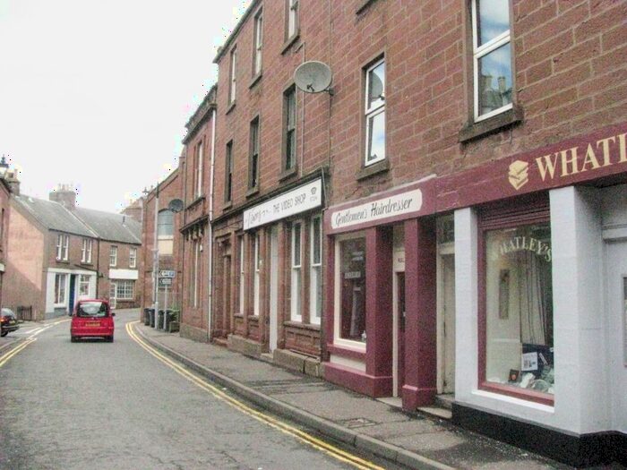 2 Bedroom Flat To Rent In Glengate, Kirriemuir, Angus, DD8