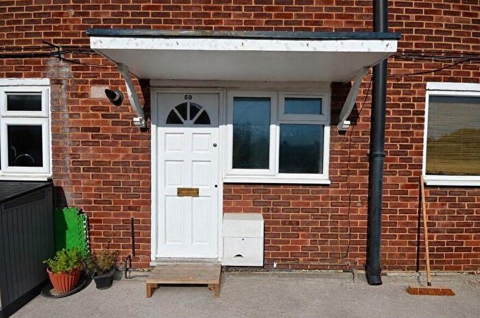 2 Bedroom Maisonette To Rent In The Quadrant, Marshalswick, St Albans, AL4