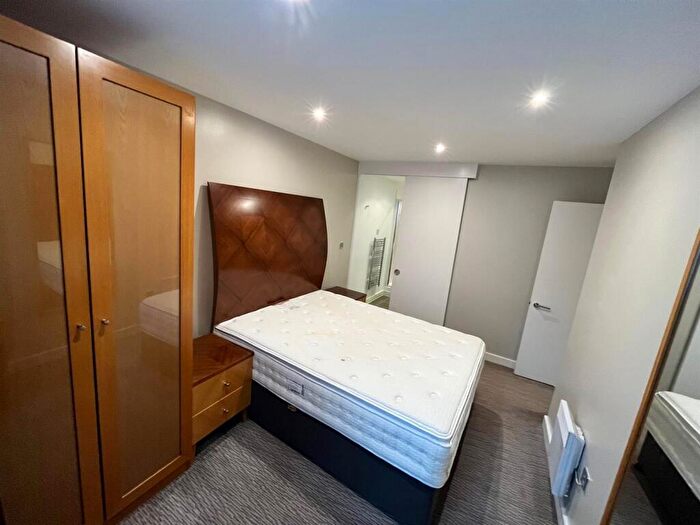 2 Bedroom Flat For Sale In Icon, Shudehill, Manchester, M4