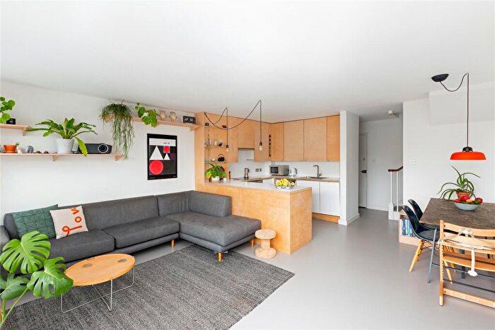 2 Bedroom Apartment To Rent In St. Agnes Close, London, E9