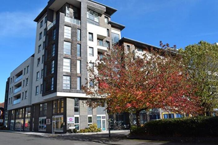 2 Bedroom Flat For Sale In College Street, Southampton, SO14