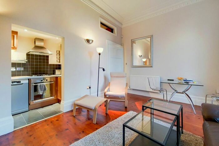 1 Bedroom Studio To Rent In Frognal, Hampstead, London, NW3