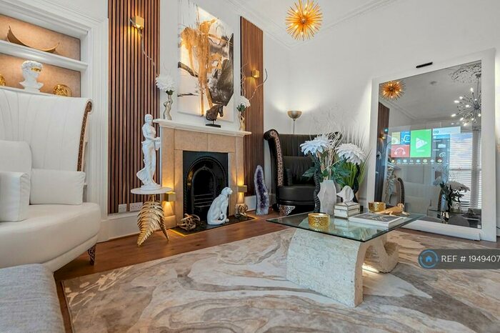 1 Bedroom Flat To Rent In Murray Place, Stirling, FK8