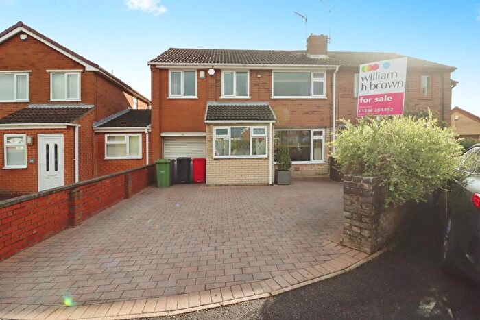 4 Bedroom Semi-Detached House For Sale In Bramlyn Close, Clowne, Chesterfield, S43