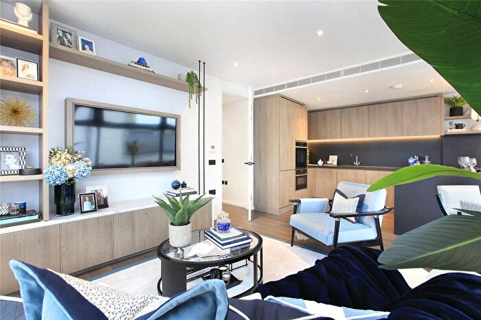 2 Bedroom Flat To Rent In Montserrat Road, East Putney, SW15