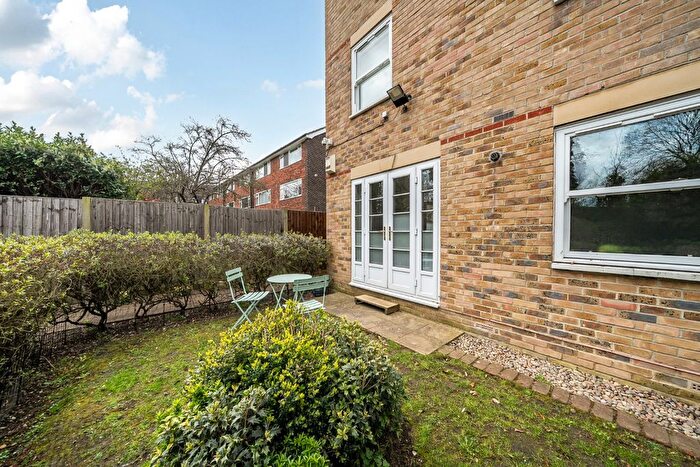 1 Bedroom Flat For Sale In Croxted Road, Dulwich, London, SE21