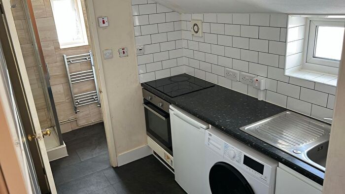 1 Bedroom Flat To Rent In Romford, RM5