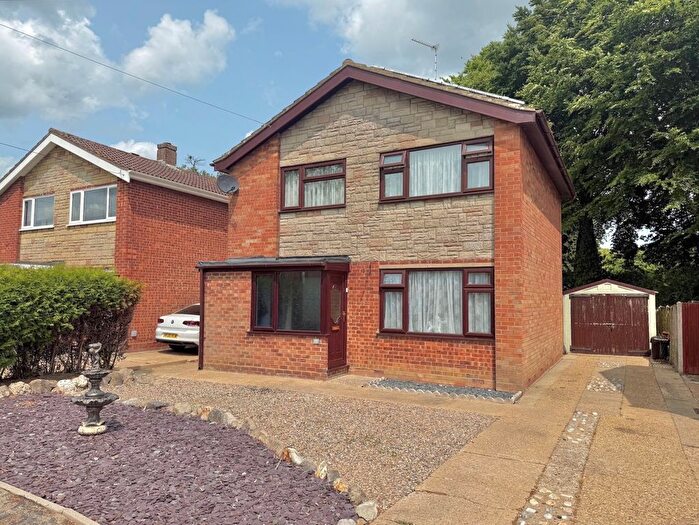 4 Bedroom Detached House For Sale In Byron Way, Caister-On-Sea, NR30