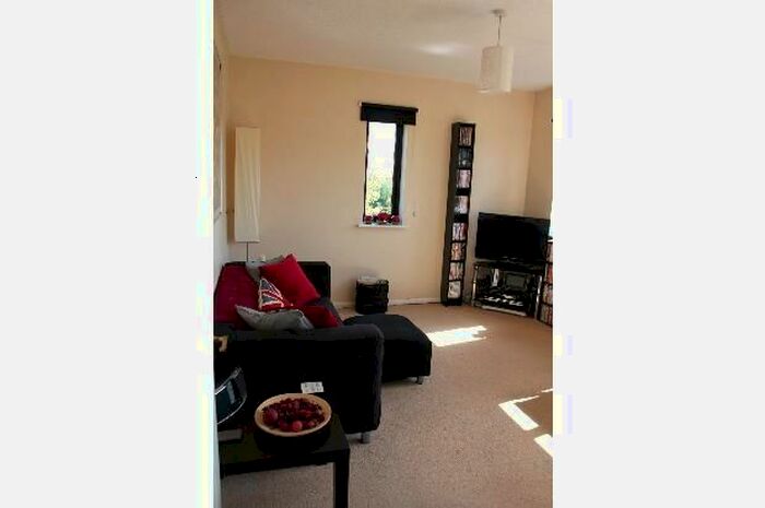 1 Bedroom Flat To Rent In Kerby Rise, Chelmsford, Essex, CM2