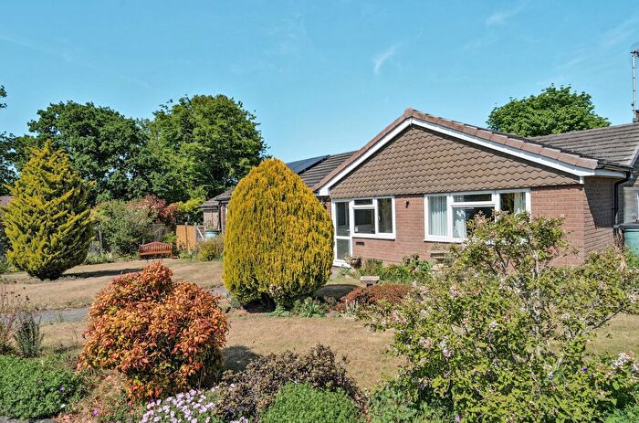 3 Bedroom Bungalow For Sale In Arun Vale, Coldwaltham, RH20