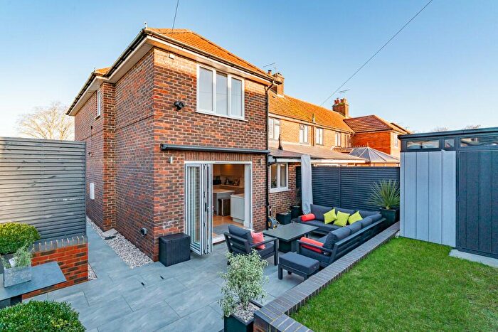 3 Bedroom End Of Terrace House For Sale In Station Road, Watton At Stone, SG14