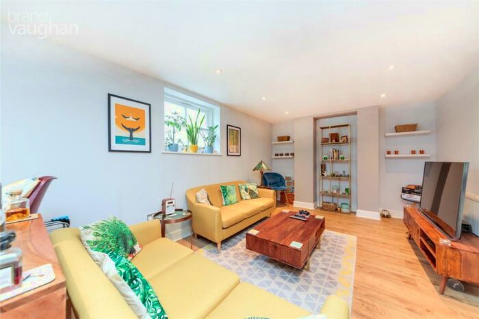 2 Bedroom Apartment To Rent In Preston Road, Brighton, BN1