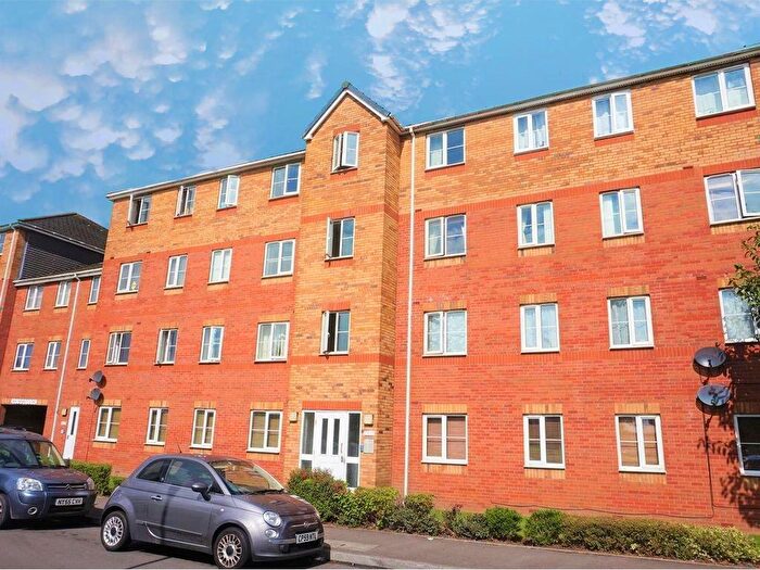 2 Bedroom Flat To Rent In Beaufort Square, Pengam Green, CF24
