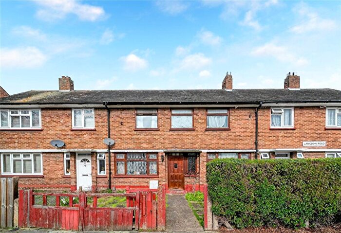 3 Bedroom House To Rent In Langdon Road, London, E6