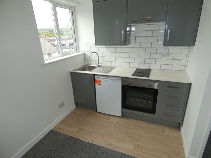 1 Bedroom Apartment To Rent In Cowick Street, Exeter, EX4