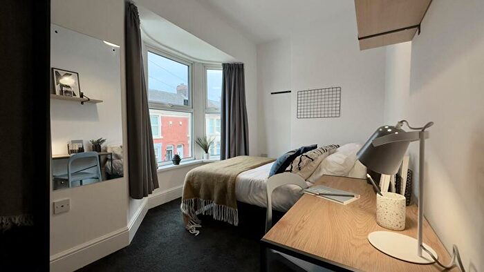 4 Bedroom Flat To Rent In Empress Road, Liverpool, L7