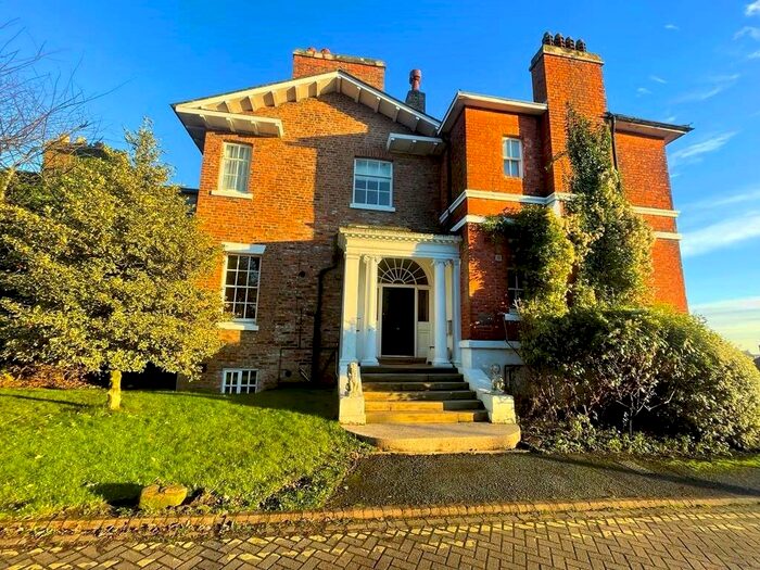 3 Bedroom Flat To Rent In Mount Place, Boughton, Chester, CH3
