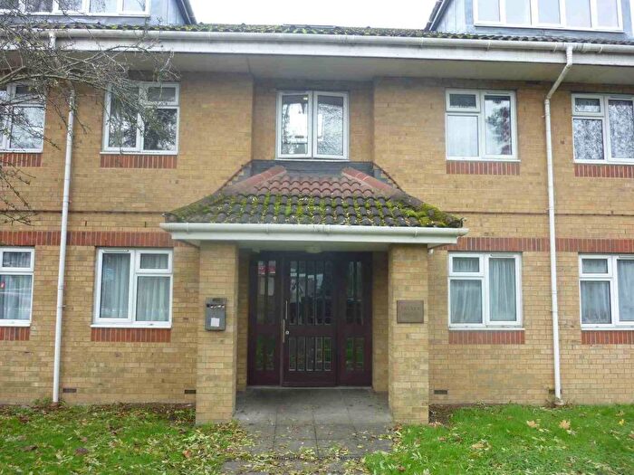 1 Bedroom Flat To Rent In Eastbury Road, Watford, WD19